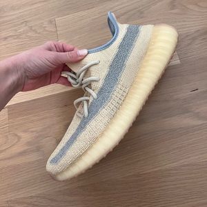 Yeezy Boost 350 V2 Men’s Size 10